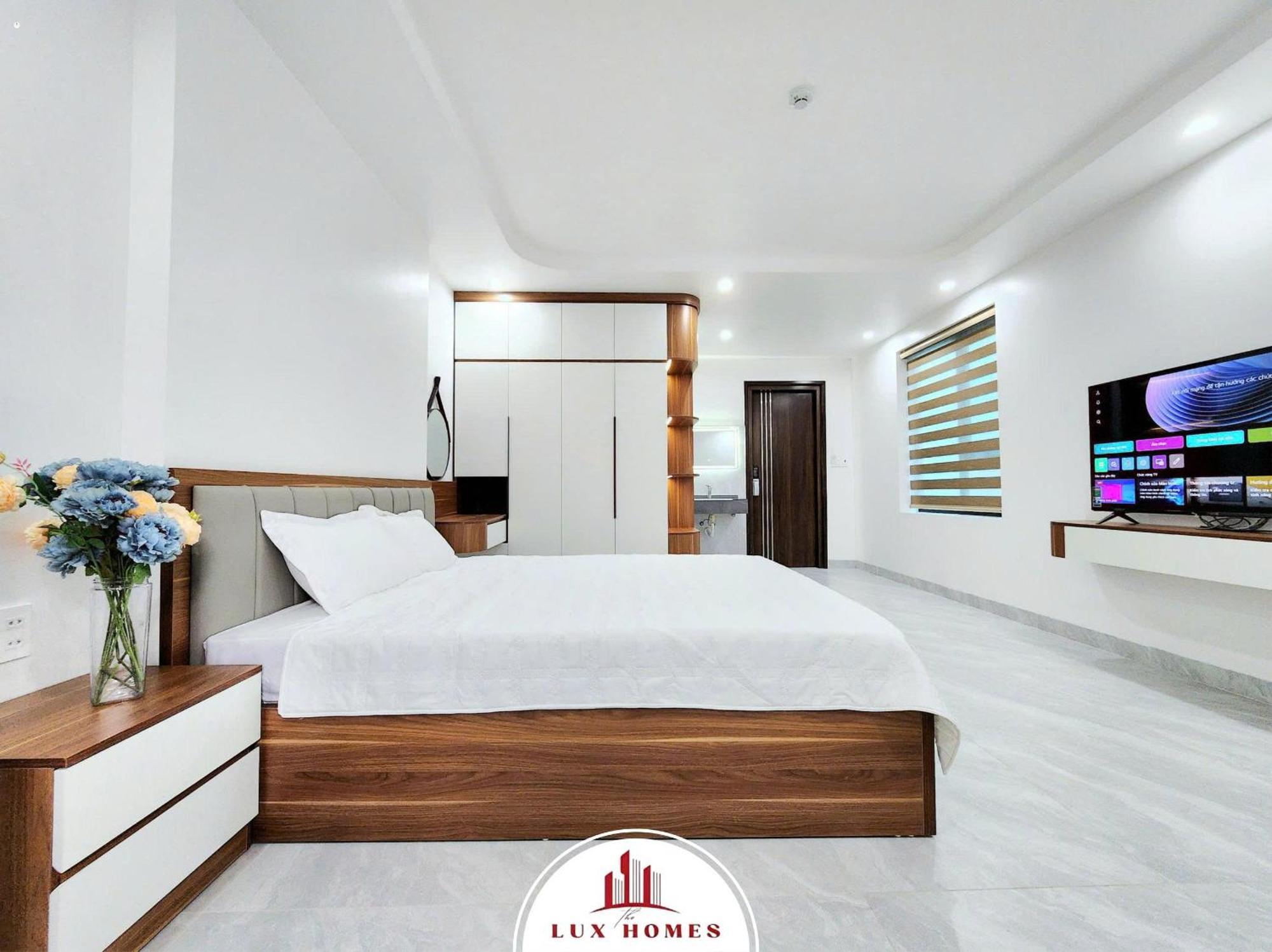 The Luxhomes Apartments 231 Van Cao Hai Phong Exterior photo